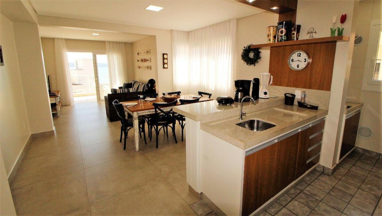 1079 - Apartamento Com Vista Para O Mar Em Bombinhas Ngoại thất bức ảnh
