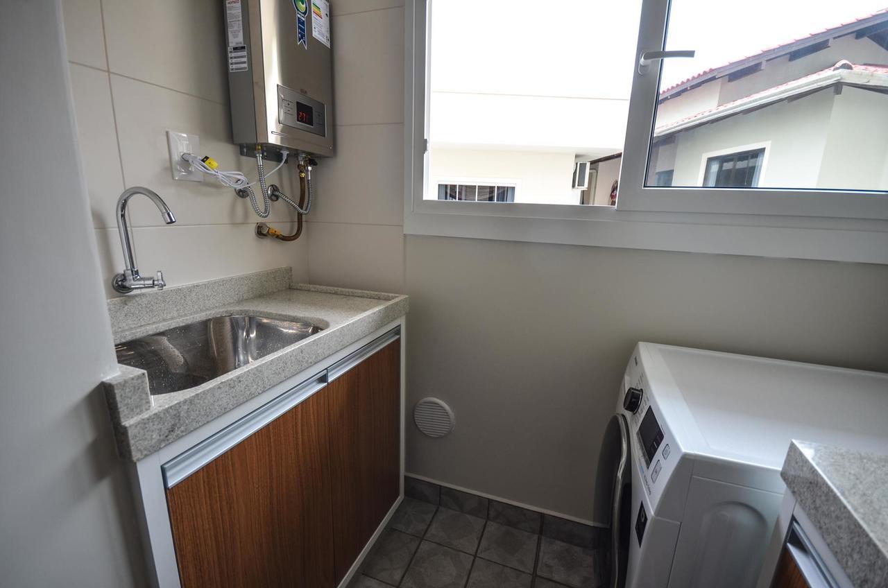 1079 - Apartamento Com Vista Para O Mar Em Bombinhas Ngoại thất bức ảnh